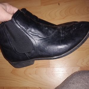 Black ankle booties